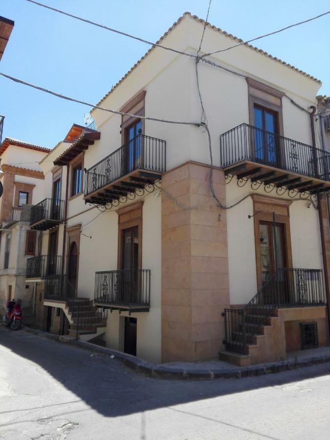 B&B Dante Barrafranca Exteriér fotografie