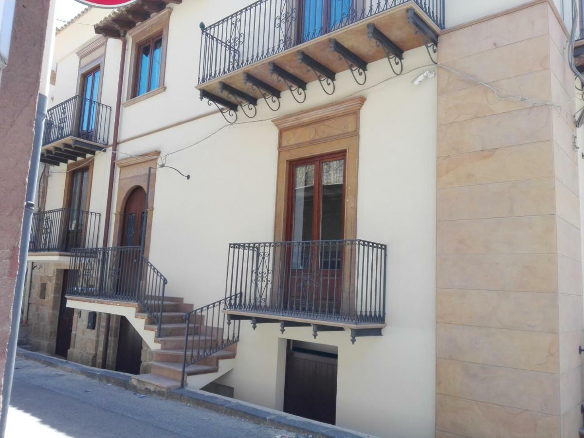 B&B Dante Barrafranca Exteriér fotografie